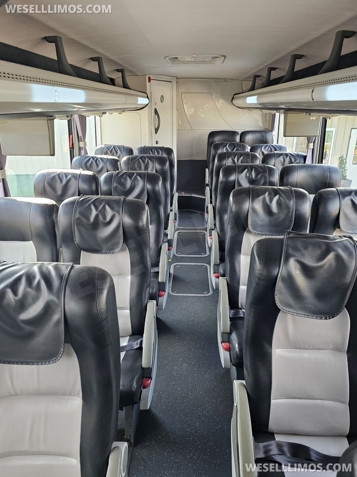 Motorcoach for Sale in Ft. Collins, CO - Photo 16