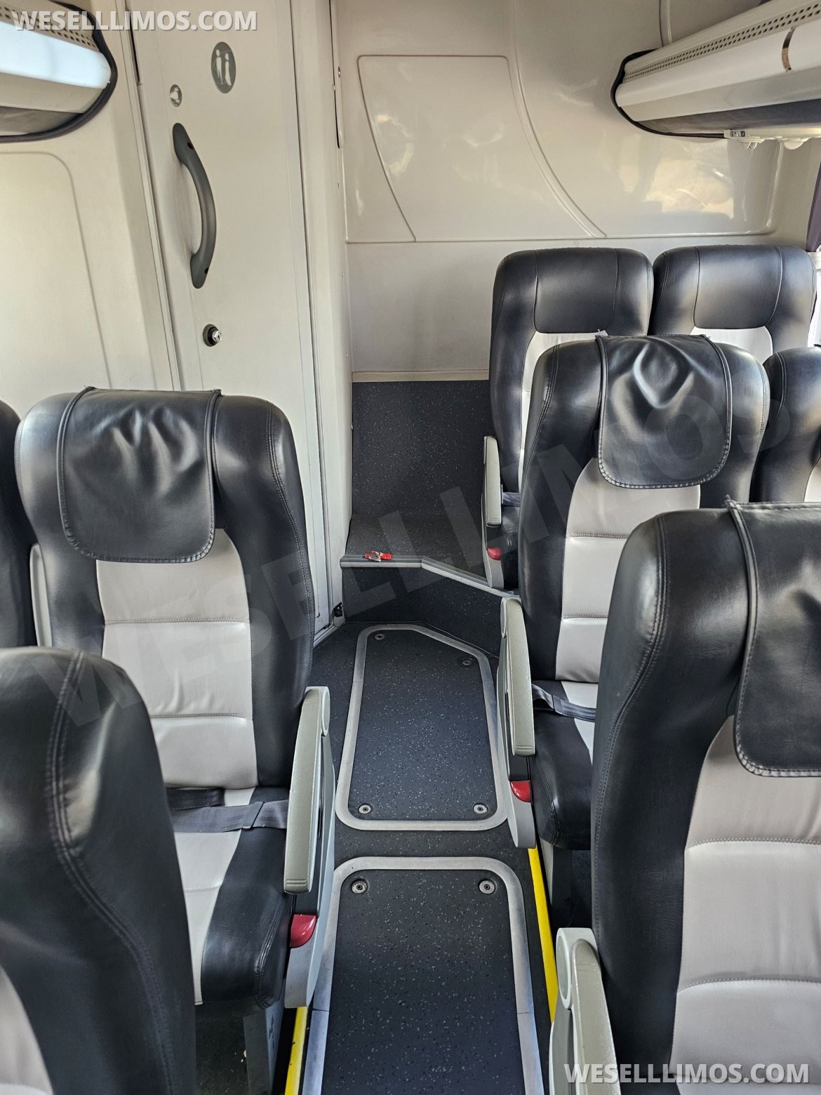 Motorcoach for Sale in Ft. Collins, CO - Photo 17