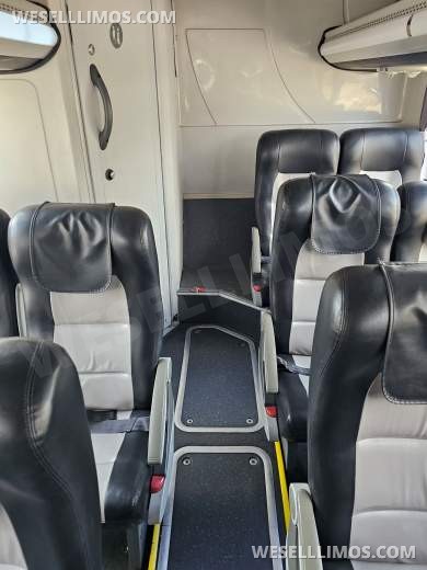 2012 Caio 3400 Motorcoach - Motorcoach for Sale in Ft. Collins, CO - Photo 17