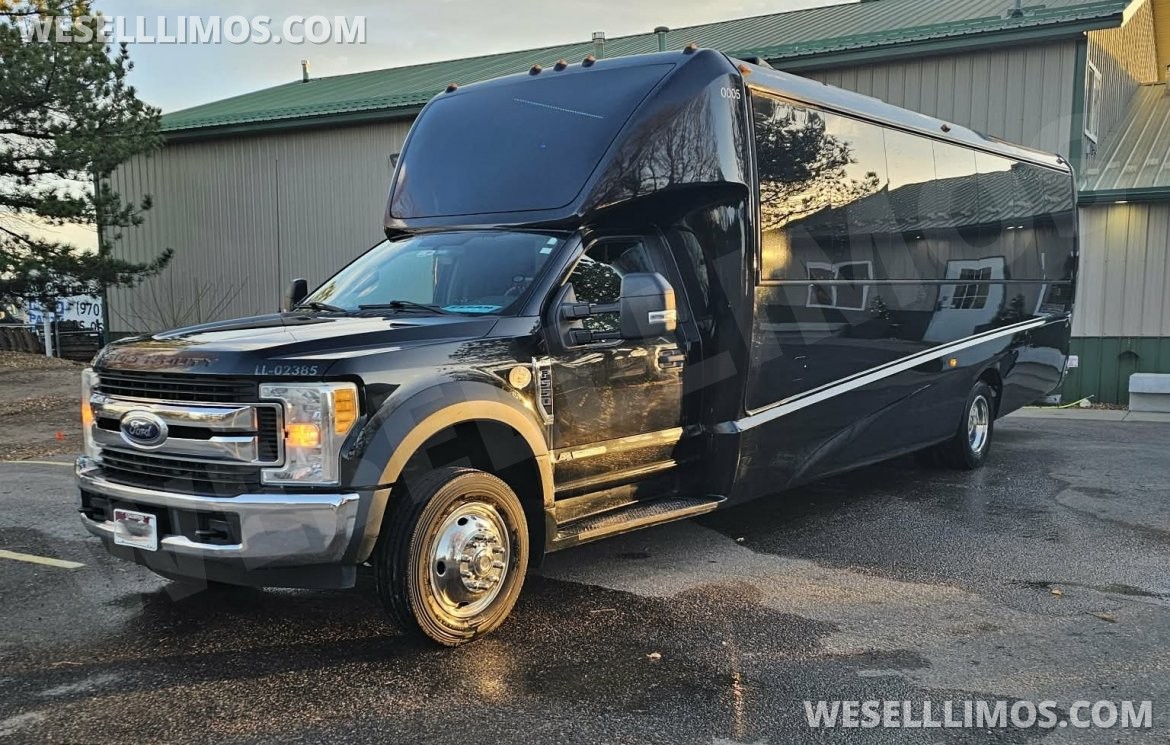 Executive Shuttle for Sale in Ft. Collins, CO - Photo 3