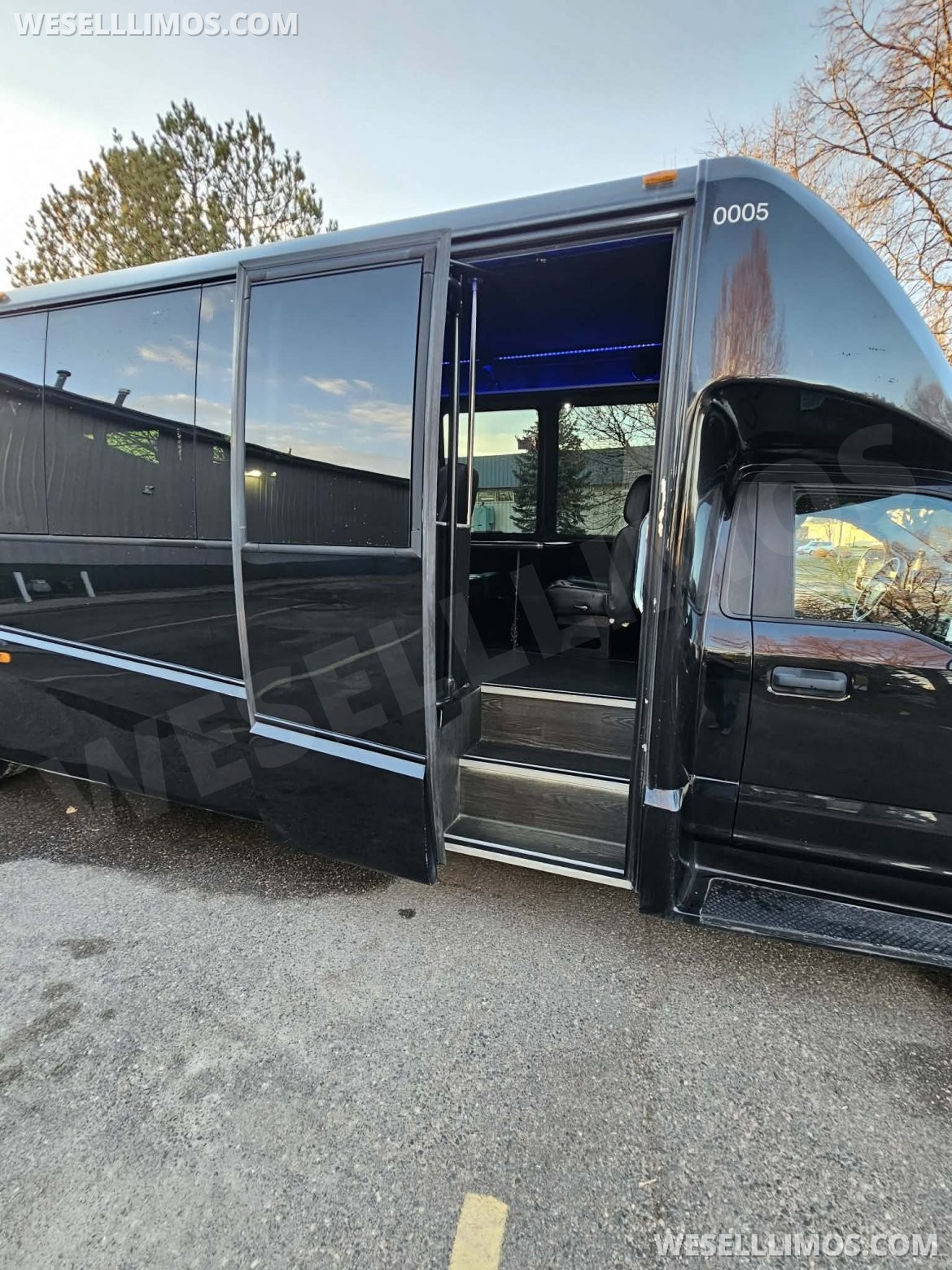 Executive Shuttle for Sale in Ft. Collins, CO - Photo 8