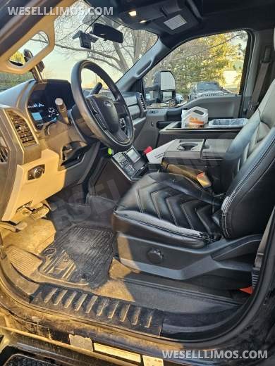 2017 Grech GM33 Ford F550 Executive Shuttle - Executive Shuttle for Sale in Ft. Collins, CO - Photo 21