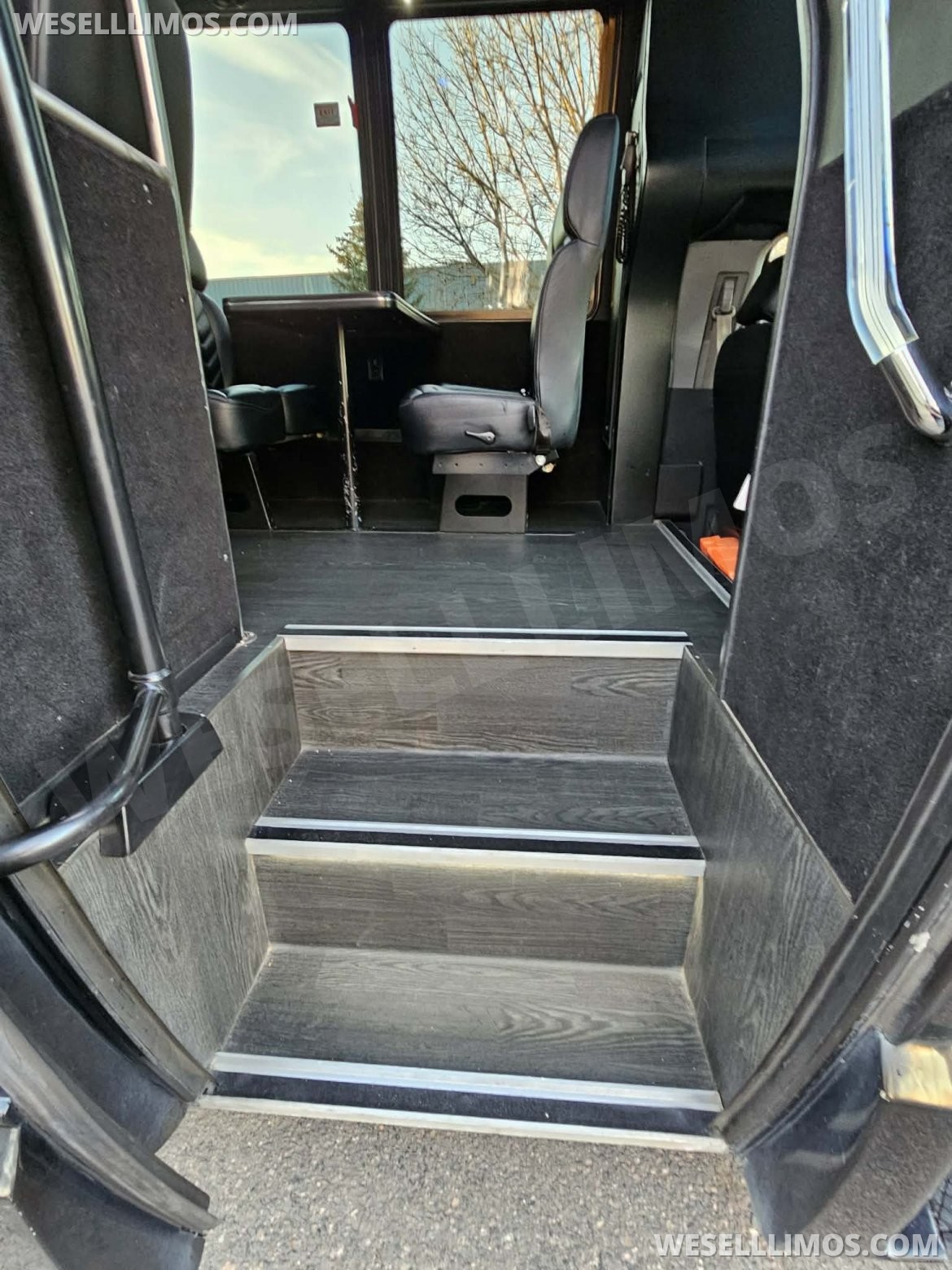 Executive Shuttle for Sale in Ft. Collins, CO - Photo 23