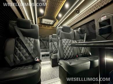 2026 Global Motor Coach Mercedes-Benz Sprinter Executive Shuttle - Executive Shuttle for Sale in Erie, PA - Photo 23