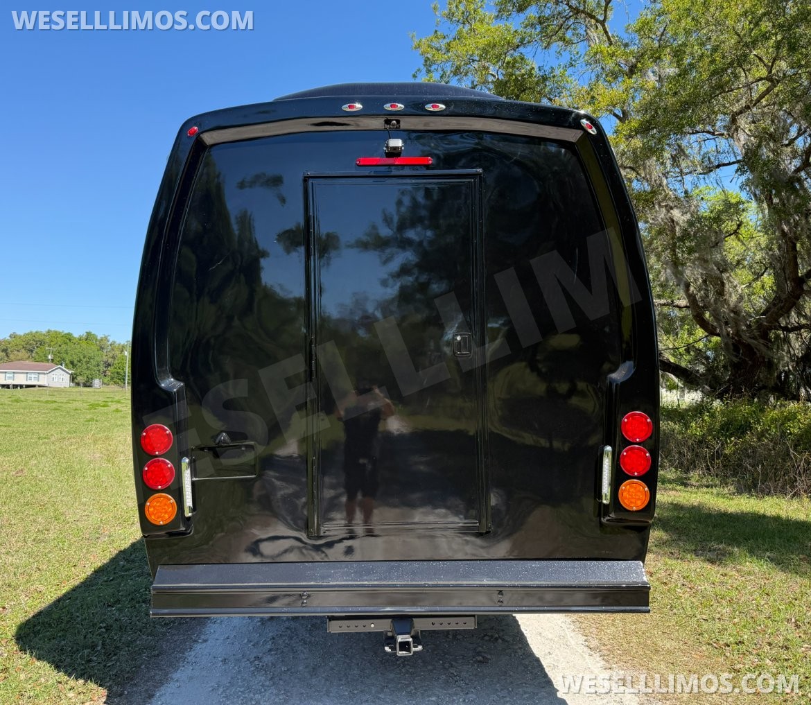 Executive Shuttle for Sale in Orlando, FL - Photo 6