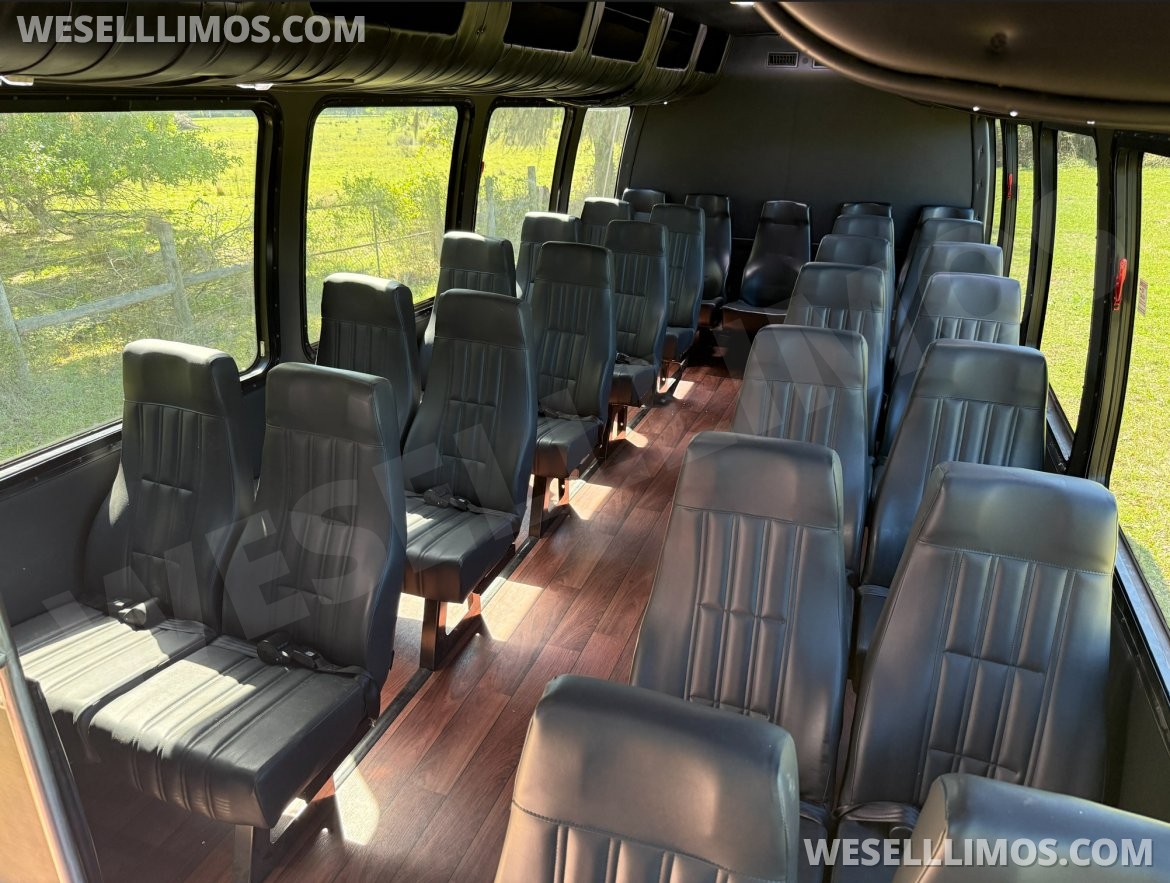 Executive Shuttle for Sale in Orlando, FL - Photo 7