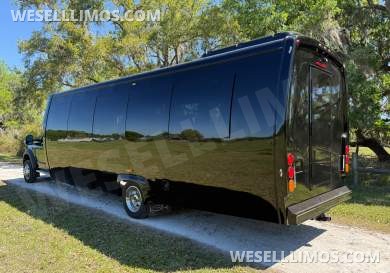 2017 Ksir Ford F550 Executive Shuttle - Executive Shuttle for Sale in Orlando, FL - Photo 4