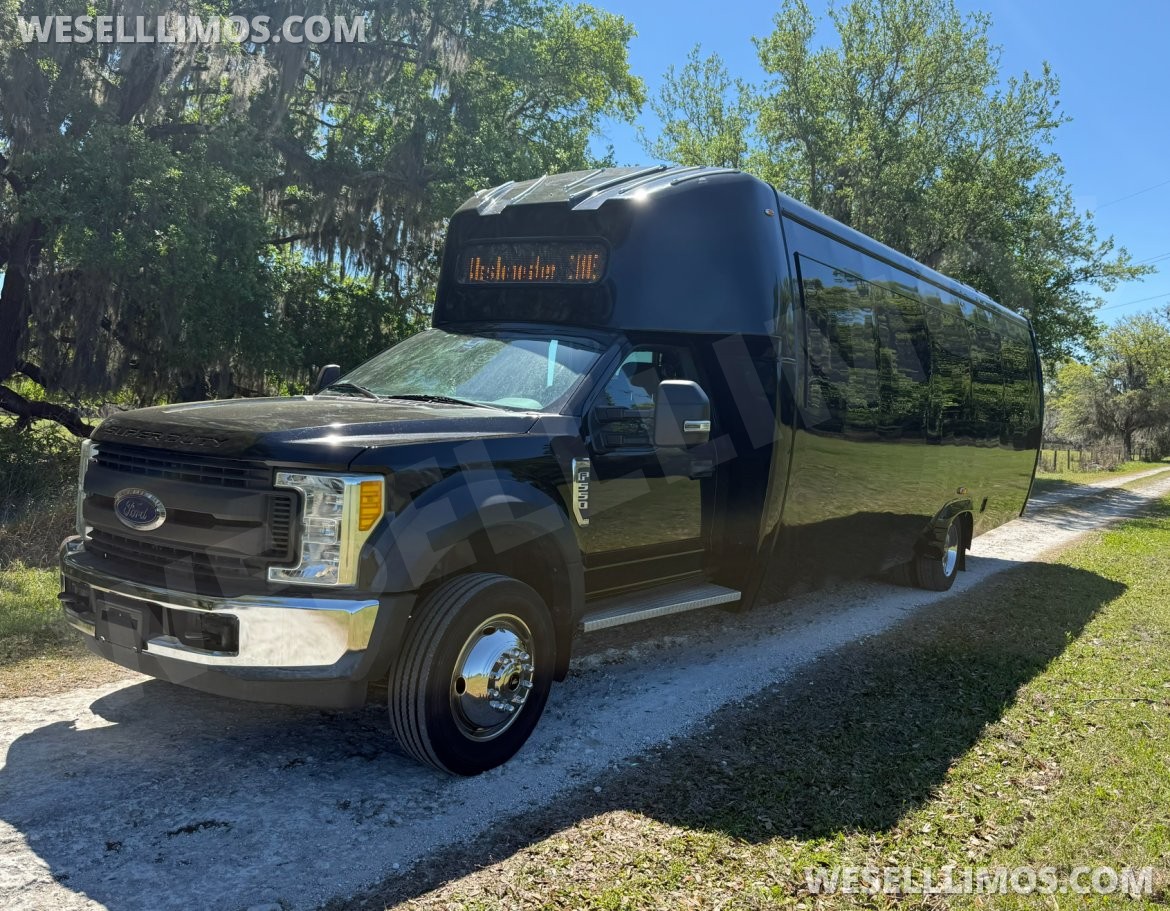Executive Shuttle for Sale in Orlando, FL - Photo 5