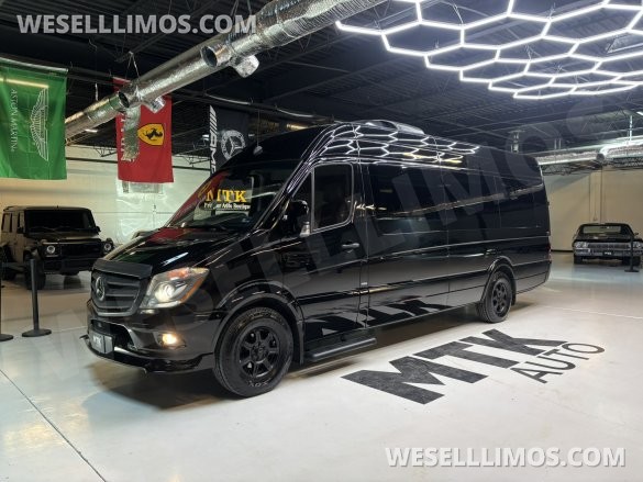 2014 Mercedes-Benz Sprinter 3500 Daycruiser Sprinter for Sale in Richmond, VA - Main Photo