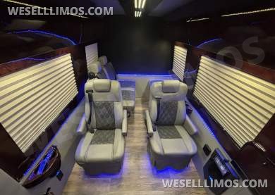 2014 Level Up Customs Mercedes-Benz Sprinter 3500 Daycruiser - Sprinter for Sale in Richmond, VA - Photo 29
