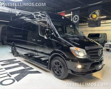 2014 Level Up Customs Mercedes-Benz Sprinter 3500 Daycruiser - Sprinter for Sale in Richmond, VA - Photo 47
