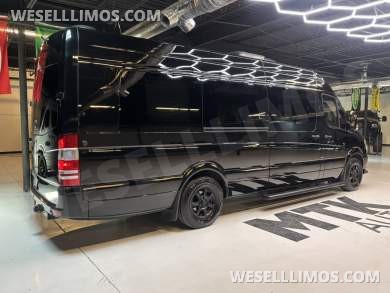 2014 Level Up Customs Mercedes-Benz Sprinter 3500 Daycruiser - Sprinter for Sale in Richmond, VA - Photo 51
