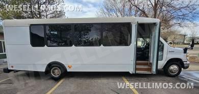 2015 Champion Bus Ford E450 Shuttle Bus - Shuttle Bus for Sale in Fort Collins, CO - Photo 12
