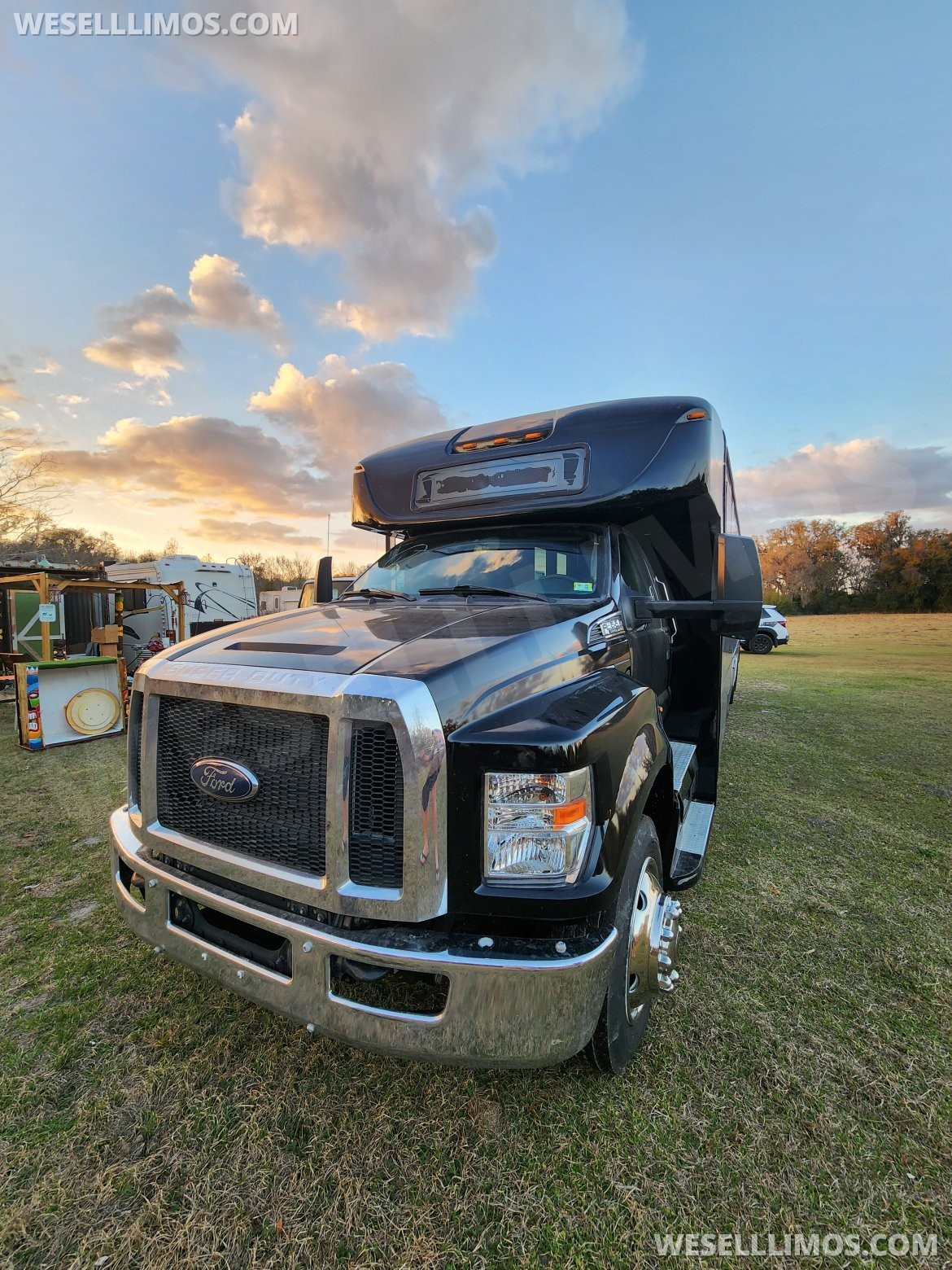 Limo Bus for Sale in Orlando, FL - Photo 7