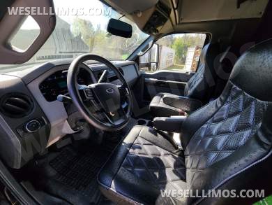 2022 First Class Coach Works  Ford F-650 Limo Bus - Limo Bus for Sale in Orlando, FL - Photo 15
