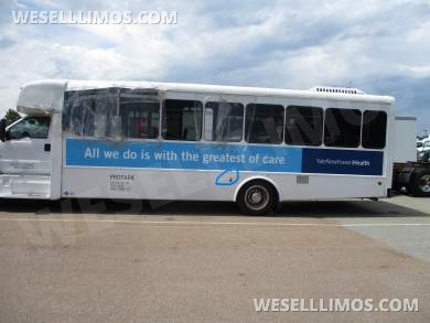 2022 First Class Coach Works  Ford F-650 Limo Bus - Limo Bus for Sale in Orlando, FL - Photo 20