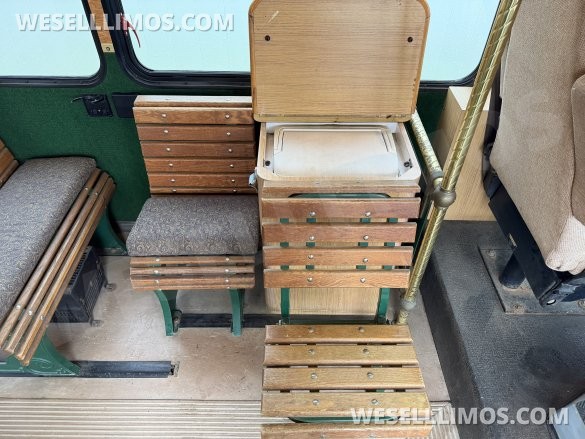 2003 Ford F53 Trolley for Sale in Westport, MA - Photo 3