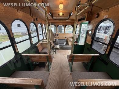 2003 Hometown Ford F53 Trolley - Trolley for Sale in Westport, MA - Photo 9
