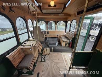 2003 Hometown Ford F53 Trolley - Trolley for Sale in Westport, MA - Photo 10