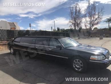 2007 Tiffany Lincoln Town car Limousine - Limousine for Sale in Glendora, CA - Photo 5