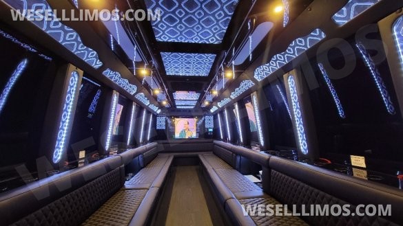 2018 Ford F550 Limo Bus for Sale in Orlando, FL - Photo 3