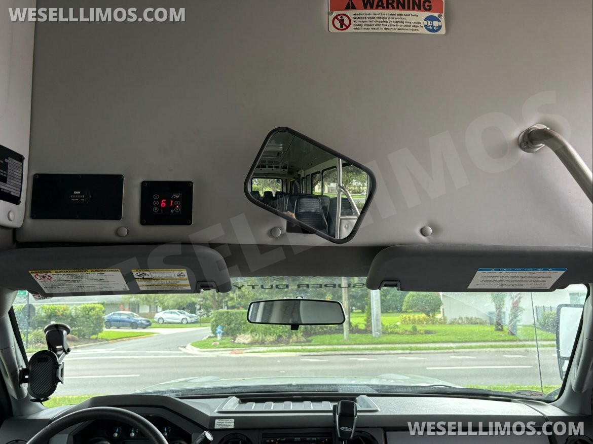 Shuttle Bus for Sale in Webster, FL - Photo 8