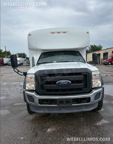 2015 Glaval Ford F550 Shuttle Bus - Shuttle Bus for Sale in Webster, FL - Photo 14