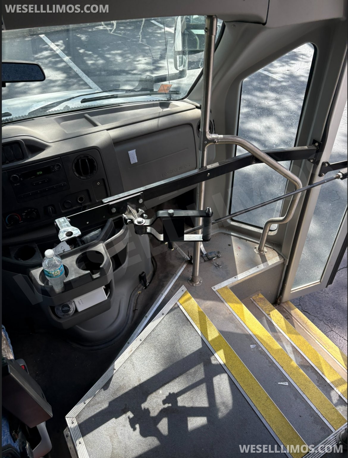 Shuttle Bus for Sale in Bushnell, FL - Photo 12
