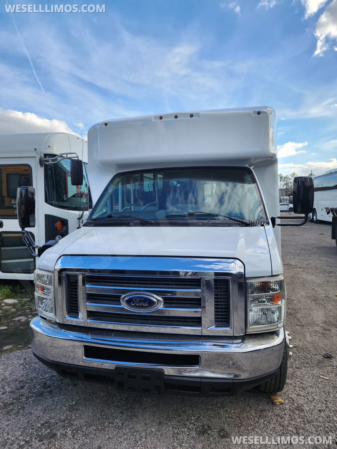 Shuttle Bus for Sale in Bushnell, FL - Photo 4