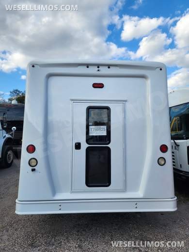 2017 Forrest River Ford E350 Shuttle Bus - Shuttle Bus for Sale in Bushnell, FL - Photo 6