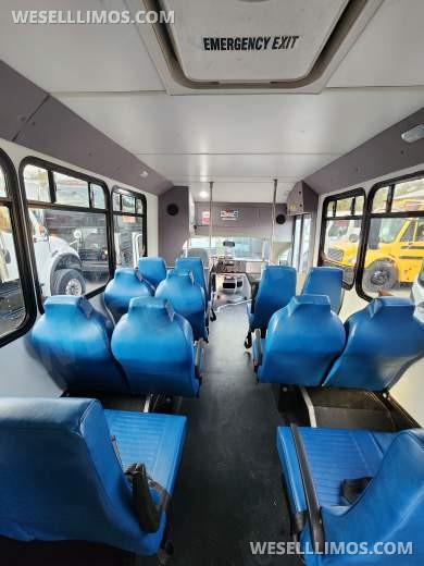 2017 Forrest River Ford E350 Shuttle Bus - Shuttle Bus for Sale in Bushnell, FL - Photo 9