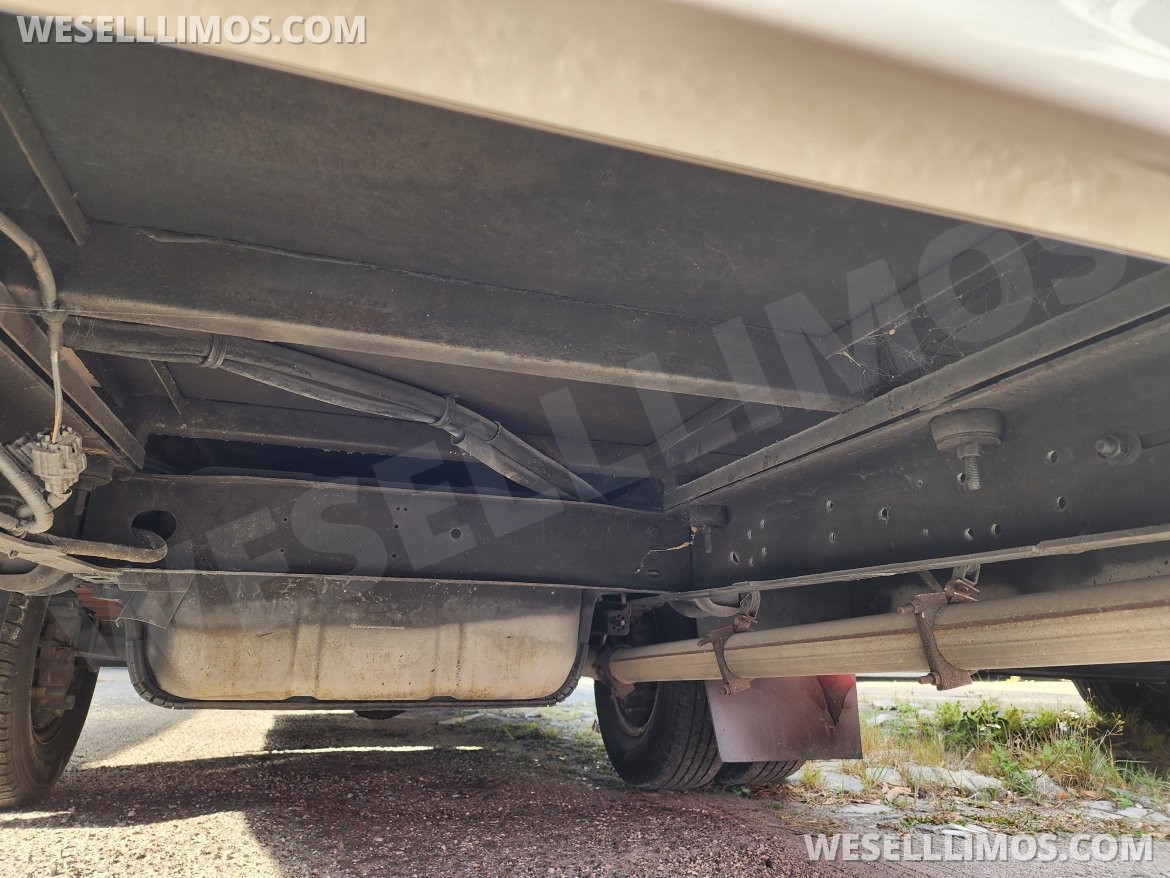 Shuttle Bus for Sale in Bushnell, FL - Photo 11