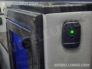 2024 Midwest Automotive Designs Mercedes-Benz Executive Luxury Sprinter - Sprinter for Sale in Troy, OH - Photo 13
