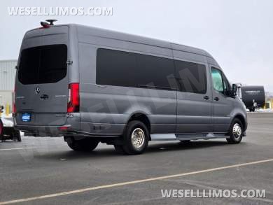 2024 Midwest Automotive Designs Mercedes-Benz Executive Luxury Sprinter - Sprinter for Sale in Troy, OH - Photo 19
