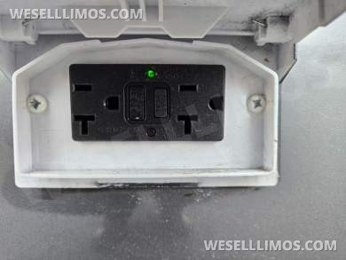 2024 Midwest Automotive Designs Mercedes-Benz Executive Luxury Sprinter - Sprinter for Sale in Troy, OH - Photo 21