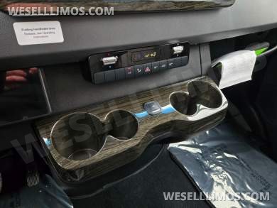 2024 Midwest Automotive Designs Mercedes-Benz Executive Luxury Sprinter - Sprinter for Sale in Troy, OH - Photo 41