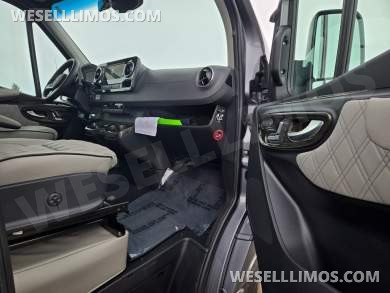 2024 Midwest Automotive Designs Mercedes-Benz Executive Luxury Sprinter - Sprinter for Sale in Troy, OH - Photo 43