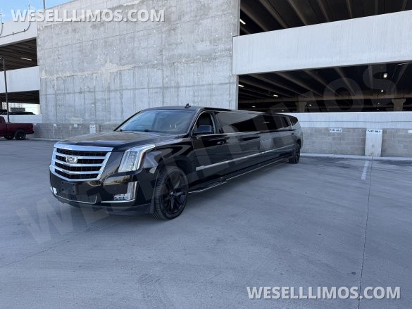 2016 Chevrolet Suburban Limousine for Sale in Las Vegas, NV - Photo 2