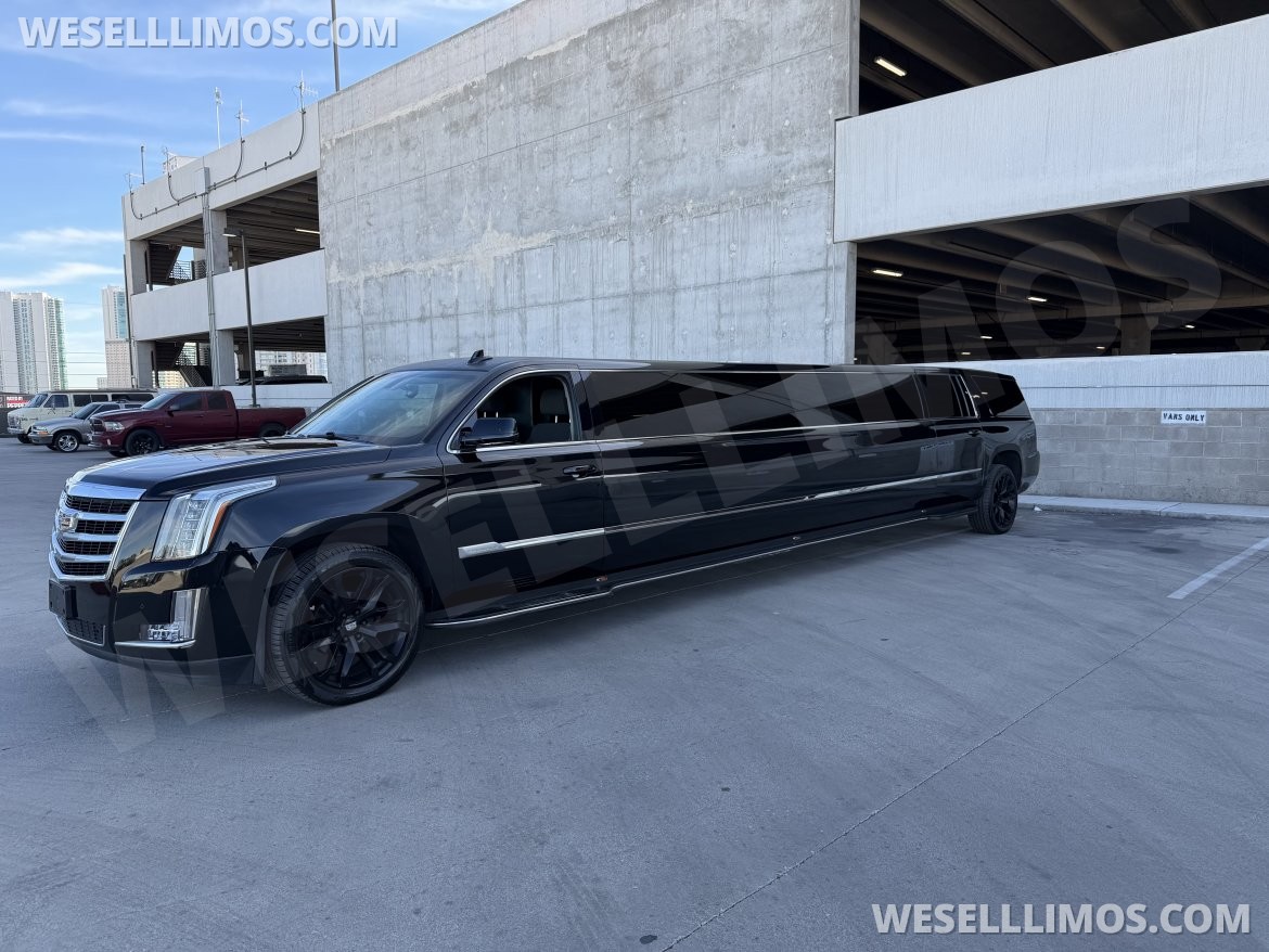 Limousine for Sale in Las Vegas, NV - Photo 4