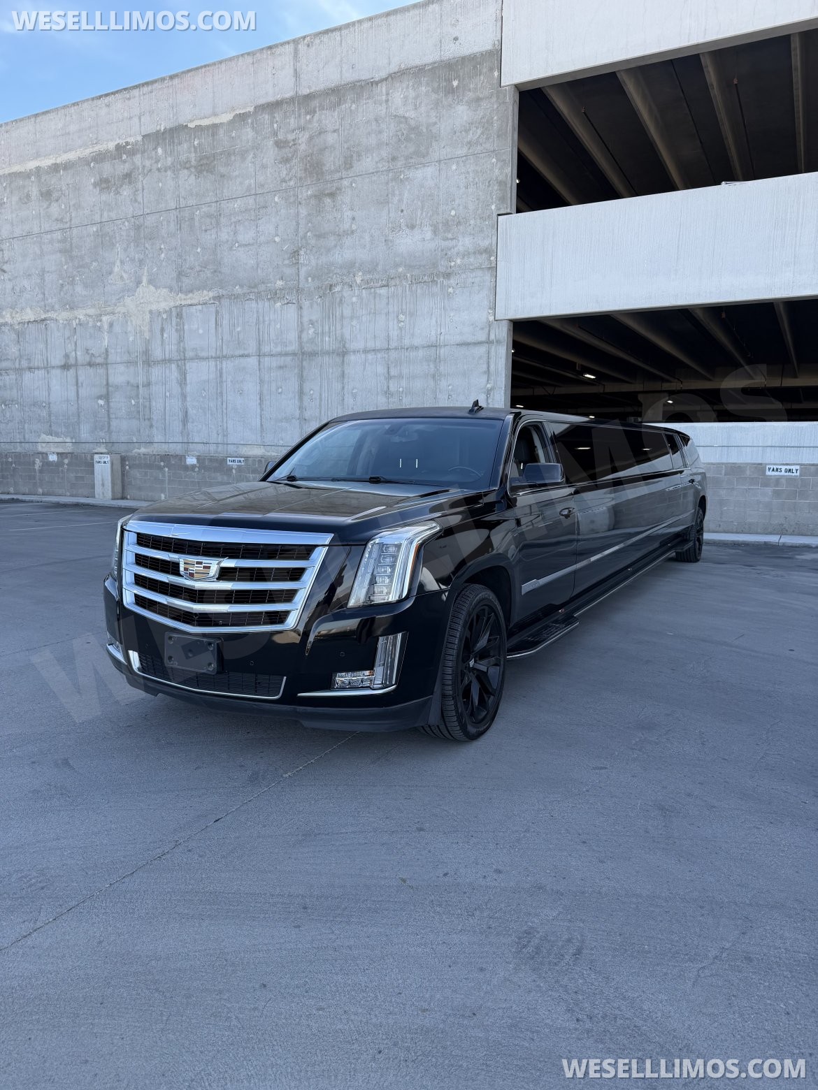 Limousine for Sale in Las Vegas, NV - Photo 11