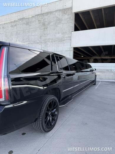 2016 Cadillac Escalade Custom SUV Super Stretch Limousine Executive Coach Builder - Limousine for Sale in Las Vegas, NV - Photo 24