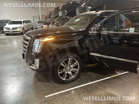2016 Cadillac Escalade SUV Stretch for Sale in Sacramento, CA - Photo 3