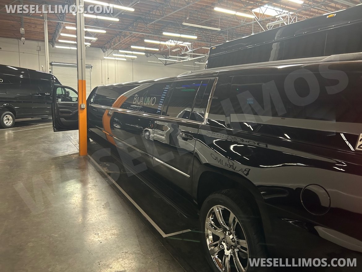 SUV Stretch for Sale in Sacramento, CA - Photo 4