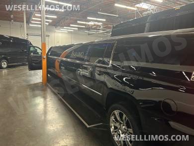 2016 Pinnacle Cadillac Escalade SUV Stretch - SUV Stretch for Sale in Sacramento, CA - Photo 4
