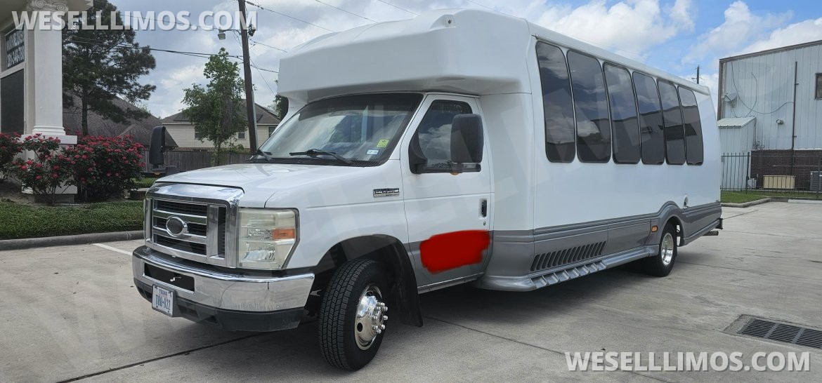 Executive Shuttle for Sale in Houston, TX - Main Photo
