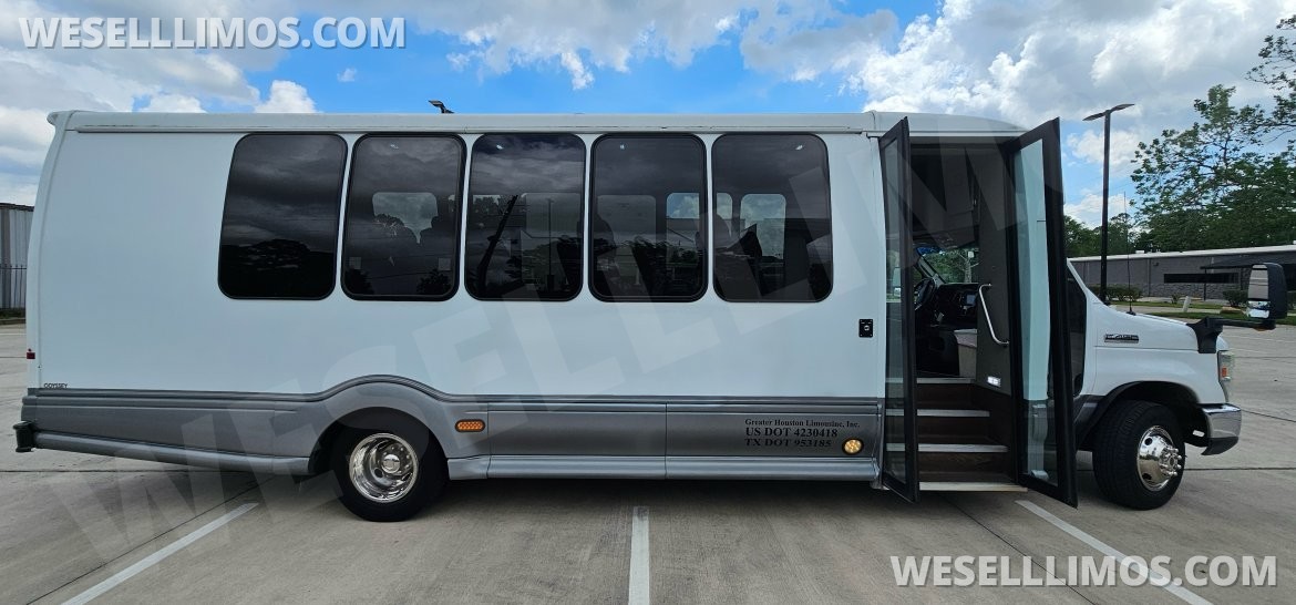 Executive Shuttle for Sale in Houston, TX - Photo 4