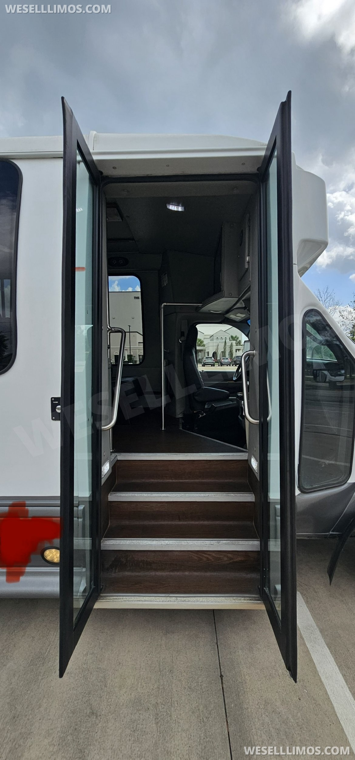 Executive Shuttle for Sale in Houston, TX - Photo 5