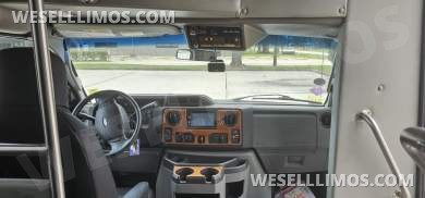 2016 Turtle Top Ford E-450 Executive Shuttle - Executive Shuttle for Sale in Houston, TX - Photo 9