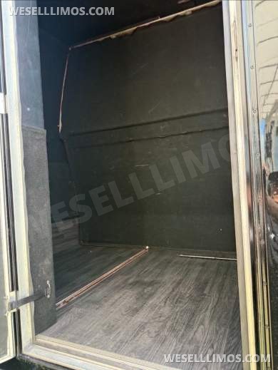2019 Executive Coach Builders Freightliner M-2 Executive Shuttle New Paint - Executive Shuttle for Sale in Bushnell, FL - Photo 9