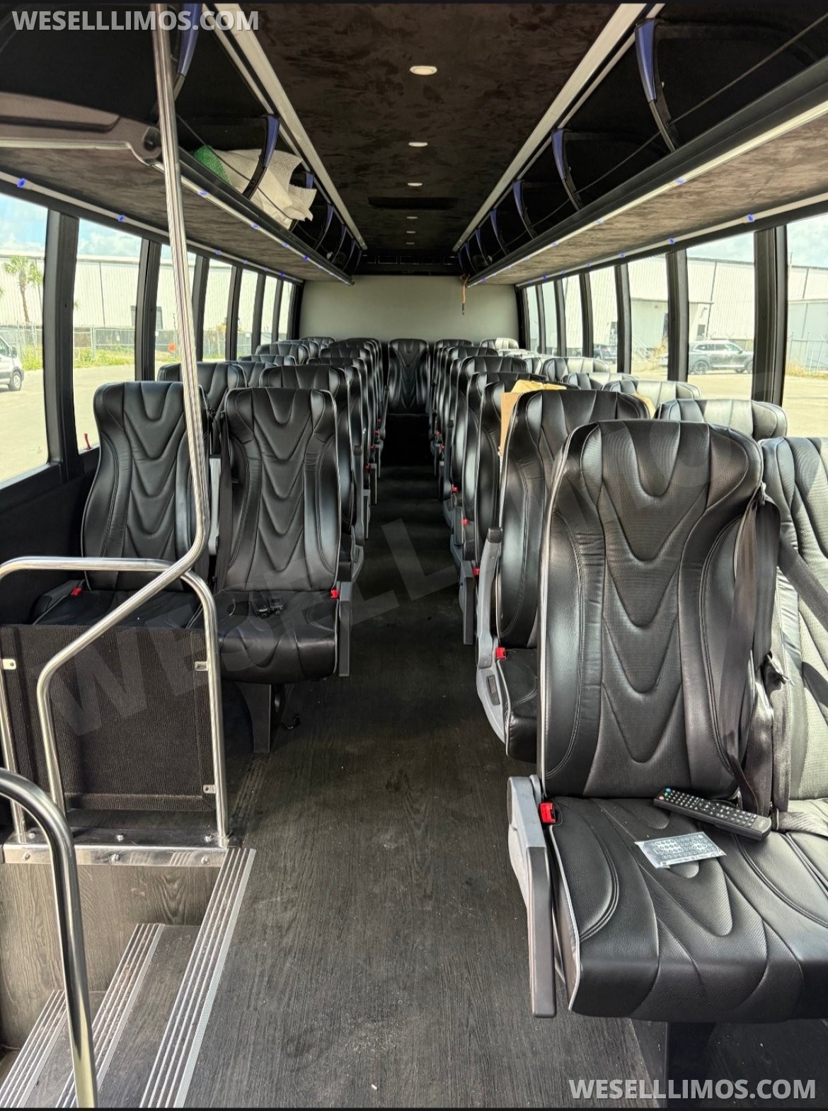 Executive Shuttle for Sale in Bushnell, FL - Photo 4